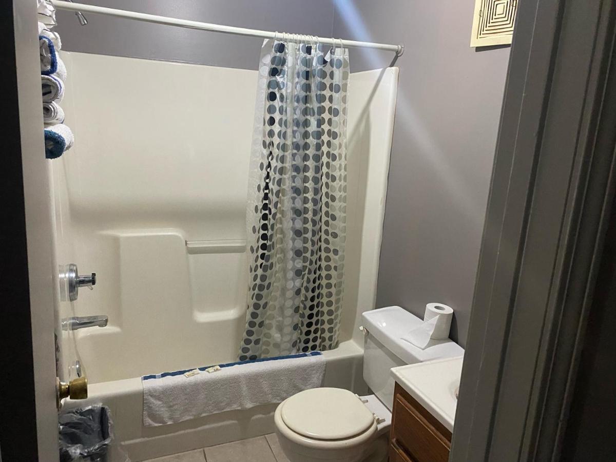 Hoosier Travel Lodge ジェファーソンビル エクステリア 写真